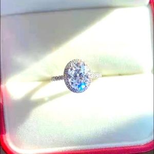 Solid 14k gold 2ct oval moissanite ring